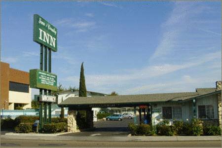 Town and Country Inn