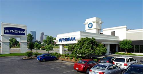 Wyndham Riverfront Hotel